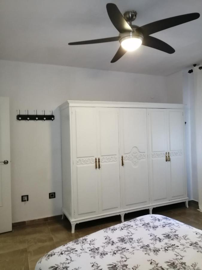 Piso En El Centro De Granada Con Garaje Incluido Gratis Leilighet Eksteriør bilde